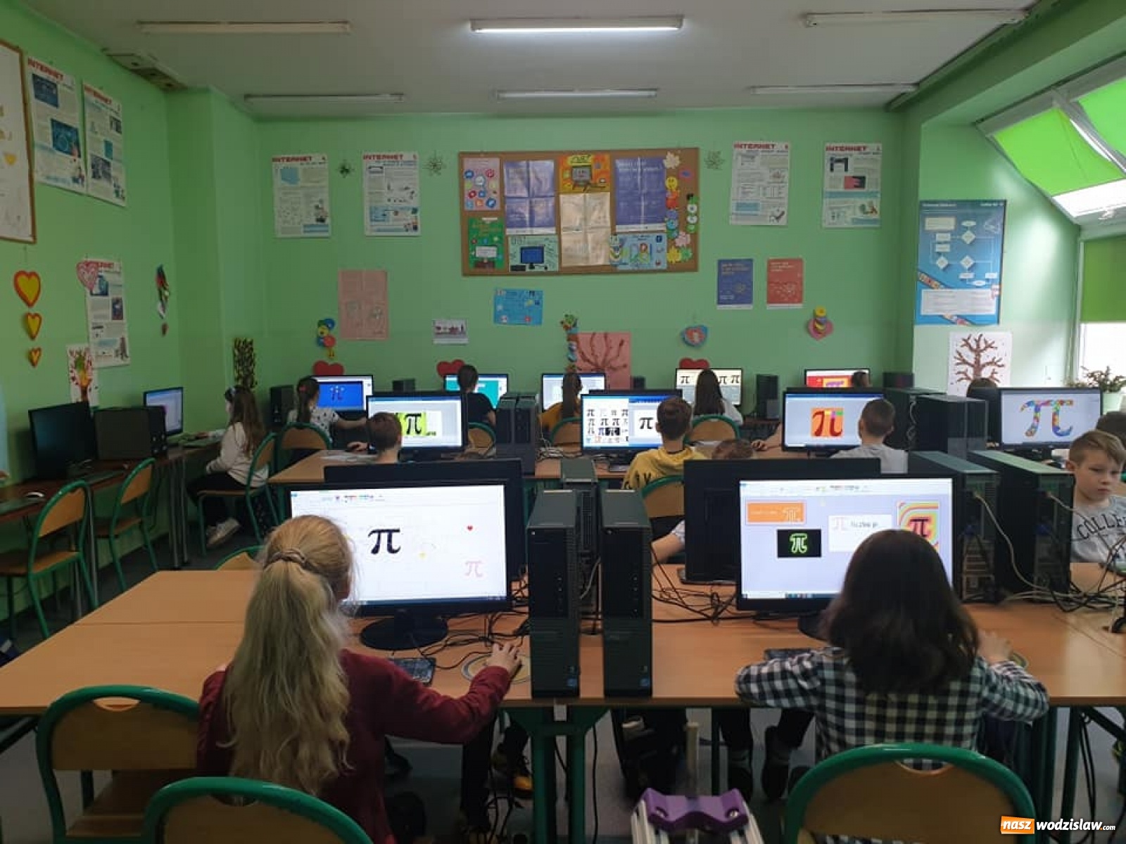 Zdjęcie w galerii na portalu naszwodzislaw.com: Święto liczby π w SP 28 wiadomości z regionu