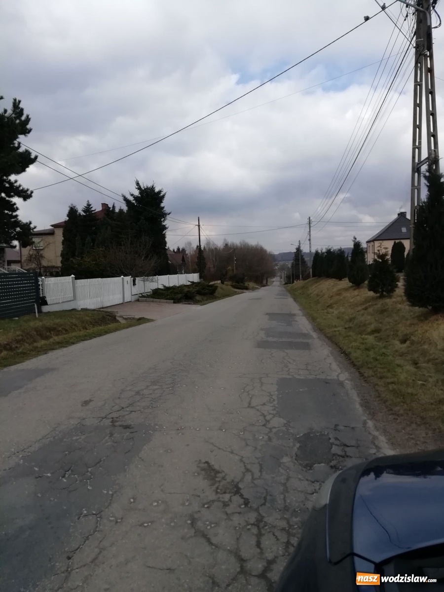 Zdjęcie w galerii na portalu naszwodzislaw.com: Wyremontują kolejny odcinek ul. Dworcowej w Łaziskach [FOTO] wiadomości z regionu