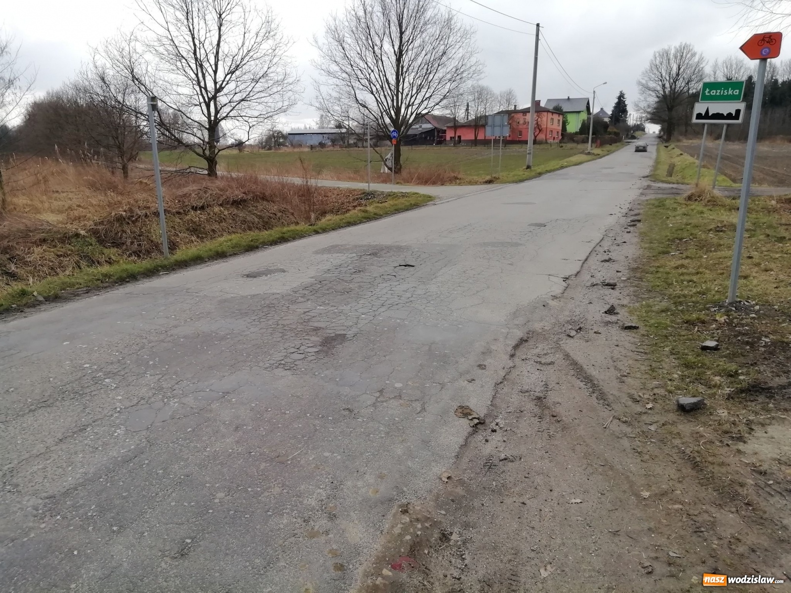 Zdjęcie w galerii na portalu naszwodzislaw.com: Wyremontują kolejny odcinek ul. Dworcowej w Łaziskach [FOTO] wiadomości z regionu