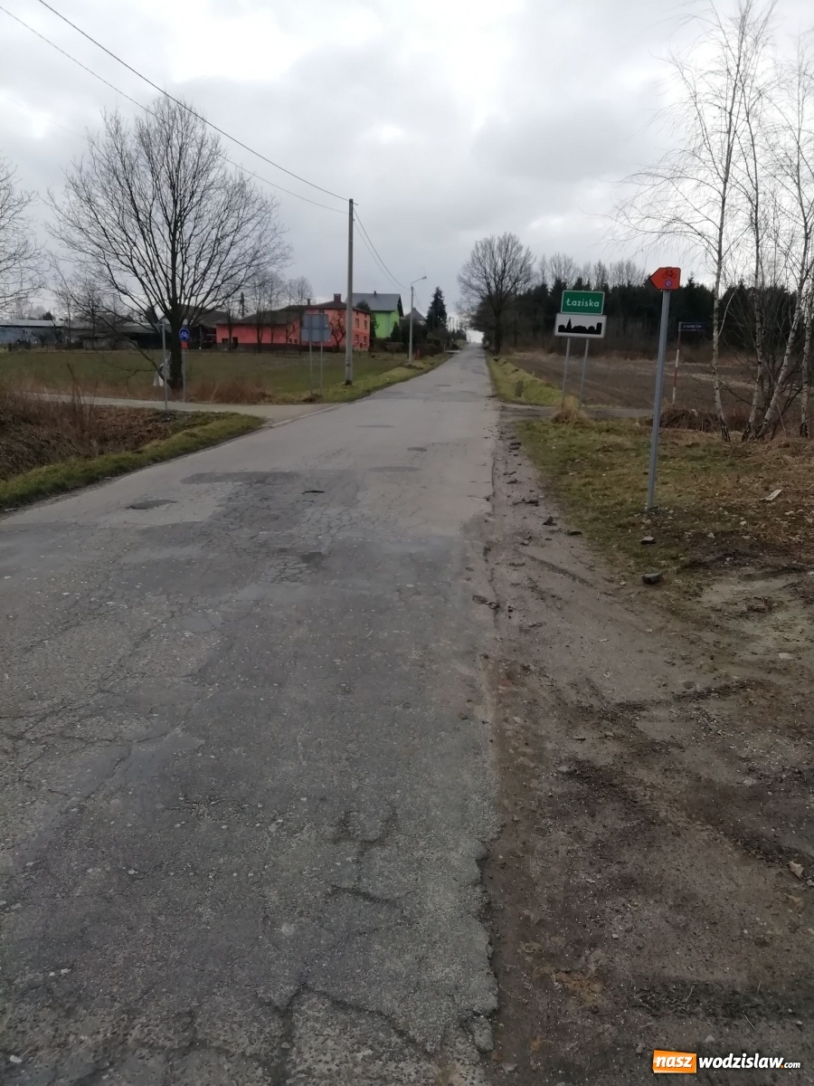 Zdjęcie w galerii na portalu naszwodzislaw.com: Wyremontują kolejny odcinek ul. Dworcowej w Łaziskach [FOTO] wiadomości z regionu