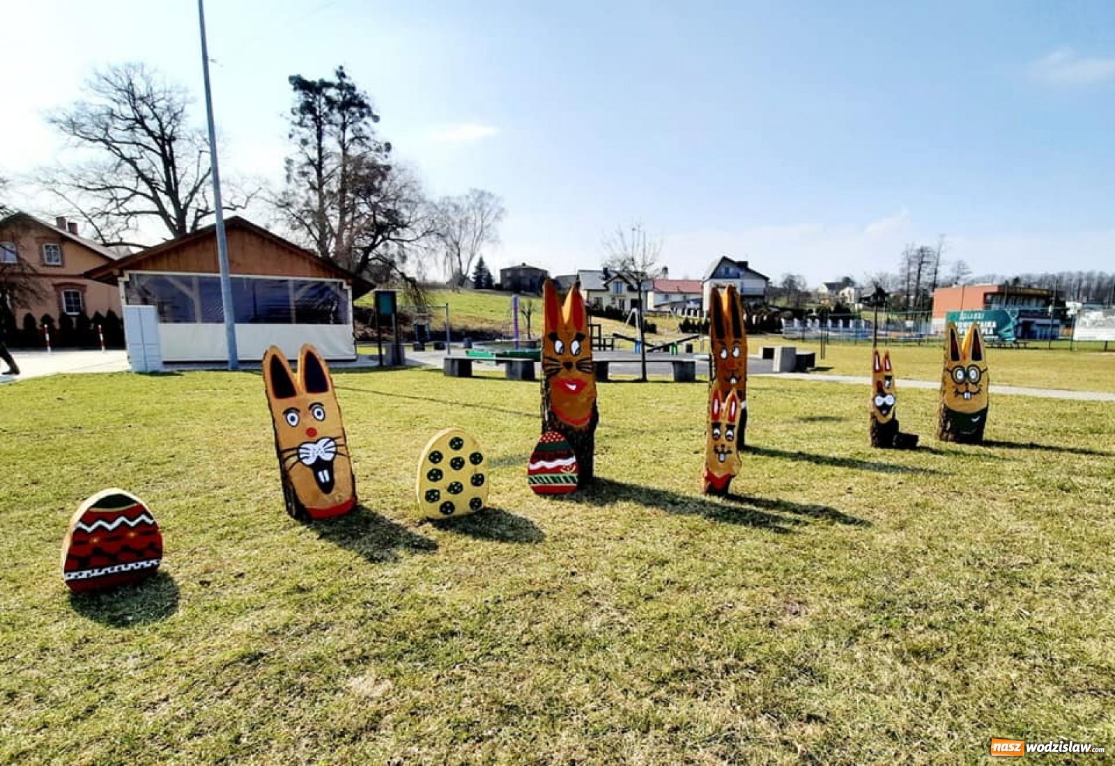 Zdjęcie w galerii na portalu naszwodzislaw.com: Centrum Połomi w świątecznej szacie [FOTO] wiadomości z regionu