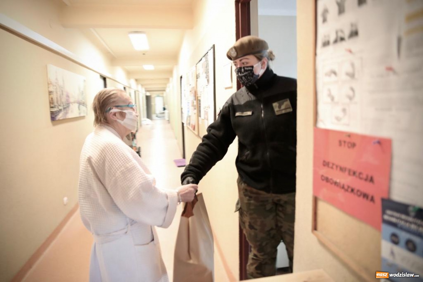 Zdjęcie w galerii na portalu naszwodzislaw.com: Jak wyglądała świąteczna służba śląskich terytorialsów? wiadomości z regionu