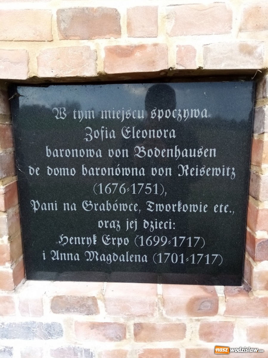 Zdjęcie w galerii na portalu naszwodzislaw.com: U Bordynowskiej Pani i Stanisława Kostki. Wiosenny spacer po Lubomi [FOTO] wiadomości z regionu