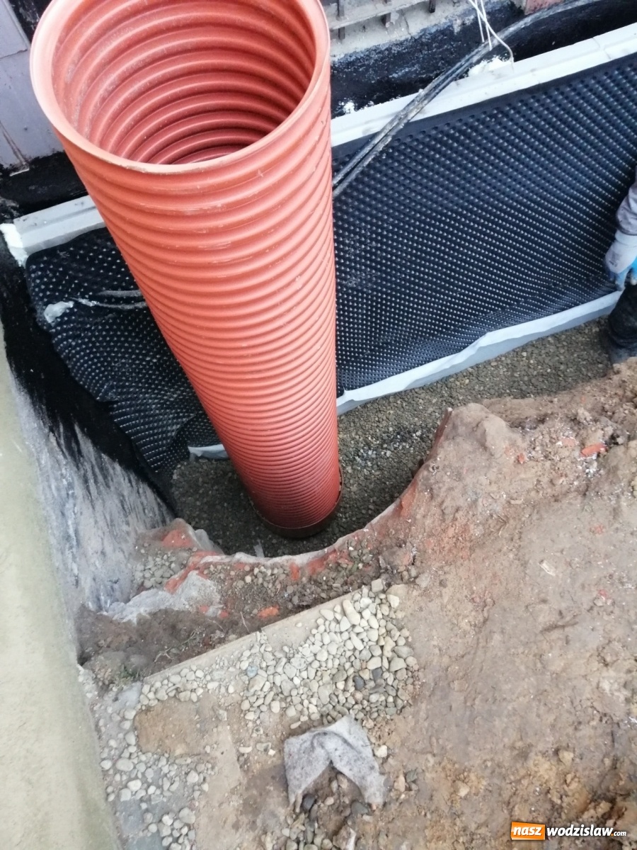 Zdjęcie w galerii na portalu naszwodzislaw.com: Trwa termomodernizacja budynku SKM [FOTO] wiadomości z regionu