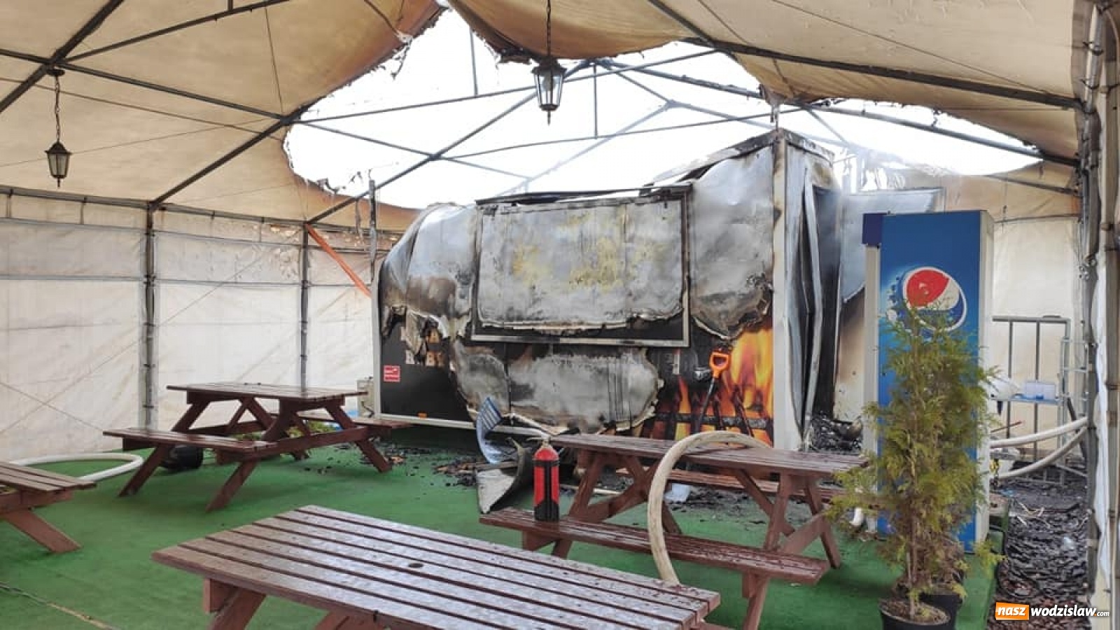 Zdjęcie w galerii na portalu naszwodzislaw.com: Wybuch w Radlinie. Jedna osoba ranna wiadomości z regionu