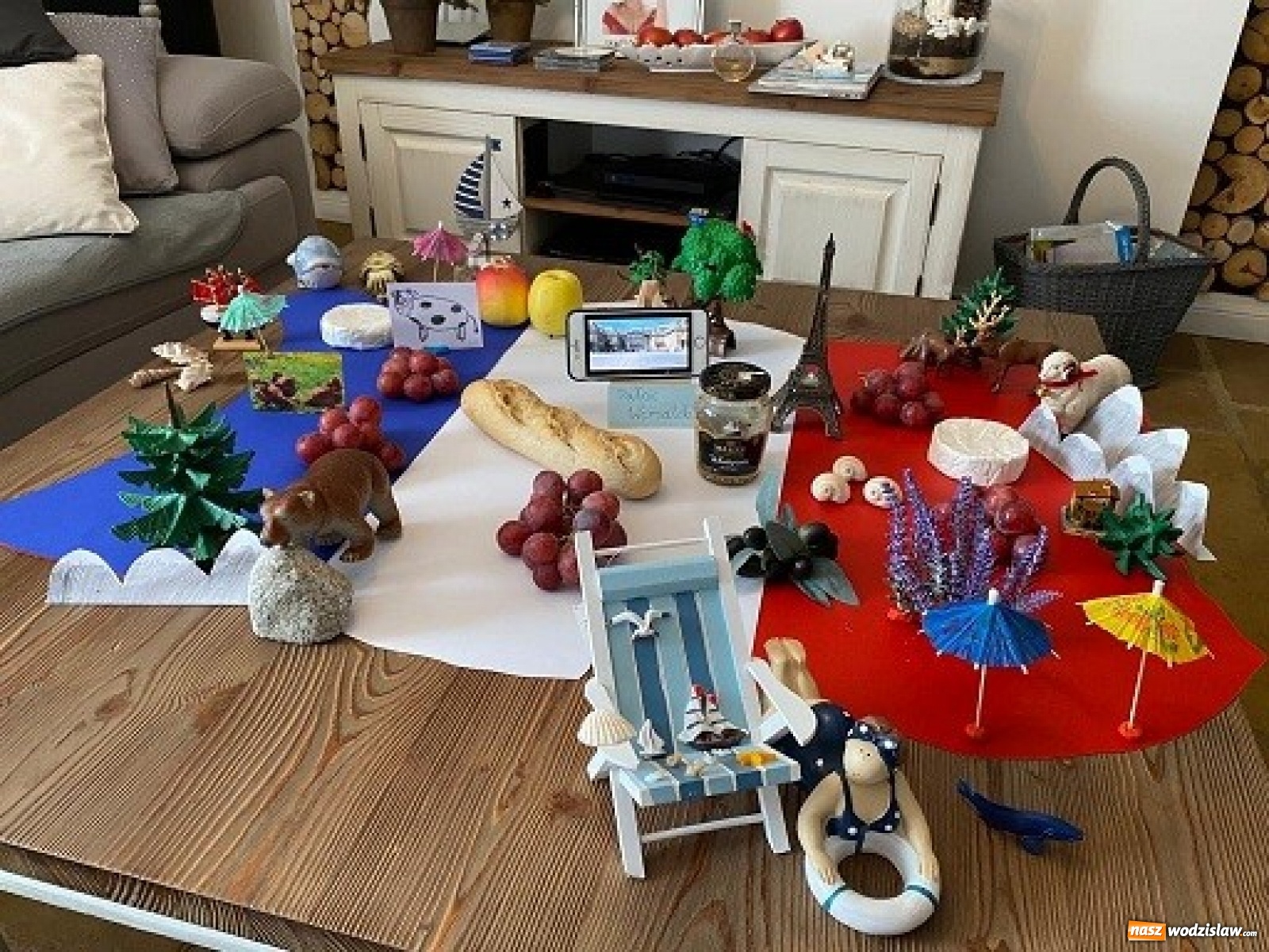 Zdjęcie w galerii na portalu naszwodzislaw.com: (Nie)codzienna Frankofonia w SP 1 i SP 3 wiadomości z regionu