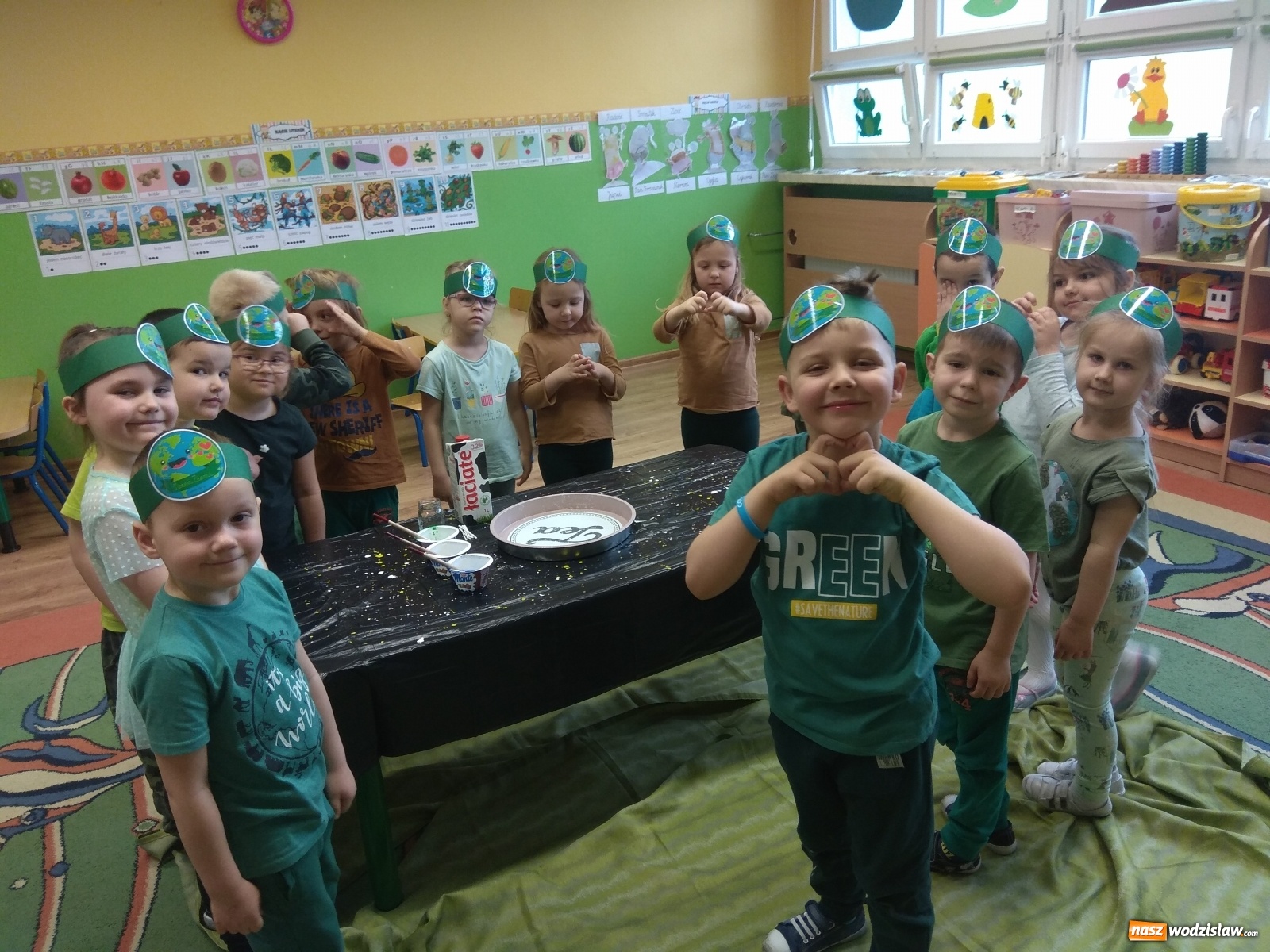 Zdjęcie w galerii na portalu naszwodzislaw.com: Dzień Ziemi w wodzisławskiej Osiemnastce wiadomości z regionu