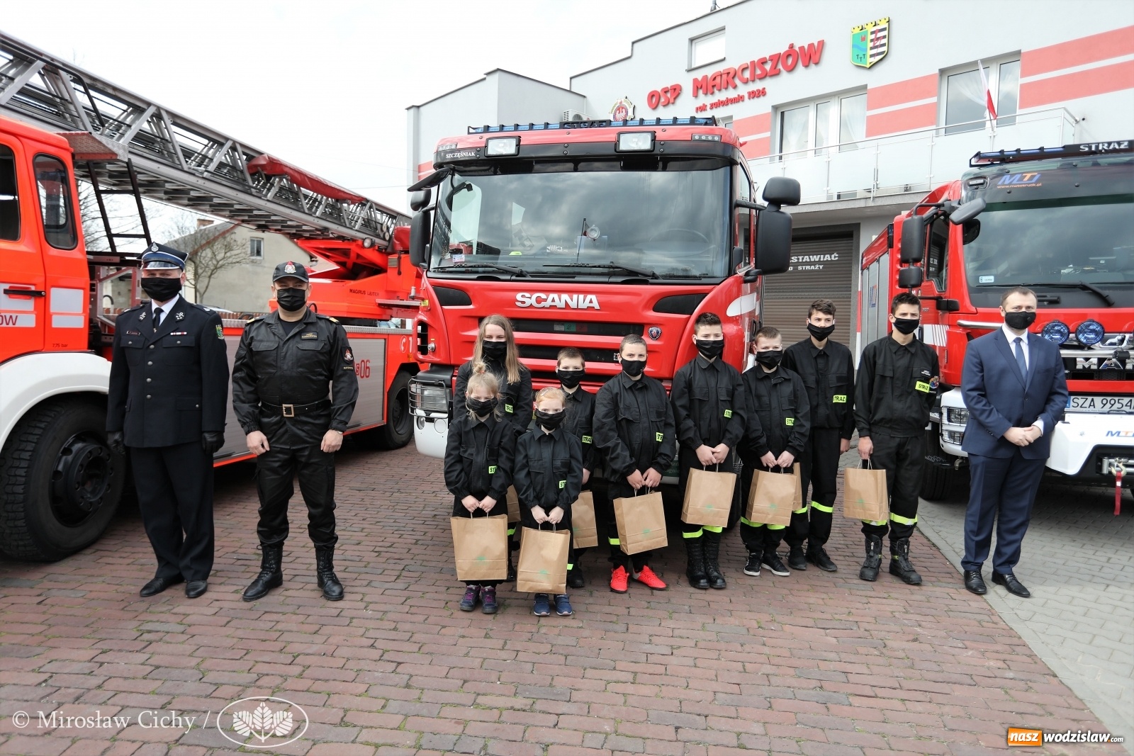 Zdjęcie w galerii na portalu naszwodzislaw.com: Młodzieżowe drużyny pożarnicze mogą składać wnioski o dotacje wiadomości z regionu