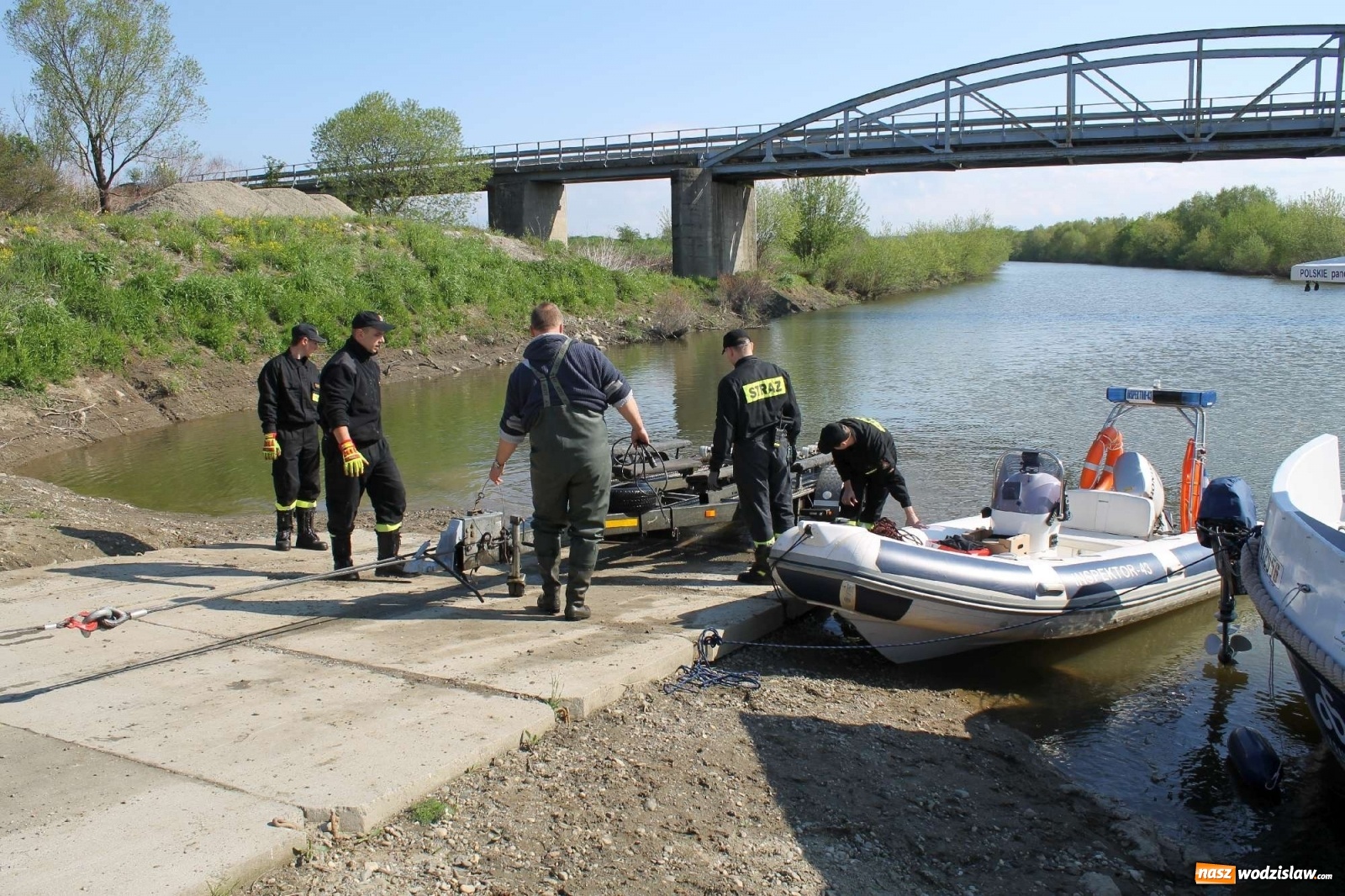 Zdjęcie w galerii na portalu naszwodzislaw.com: ECO AWF wyruszył w rejs badawczy. Promuję markę Kraina Górnej Odry wiadomości z regionu