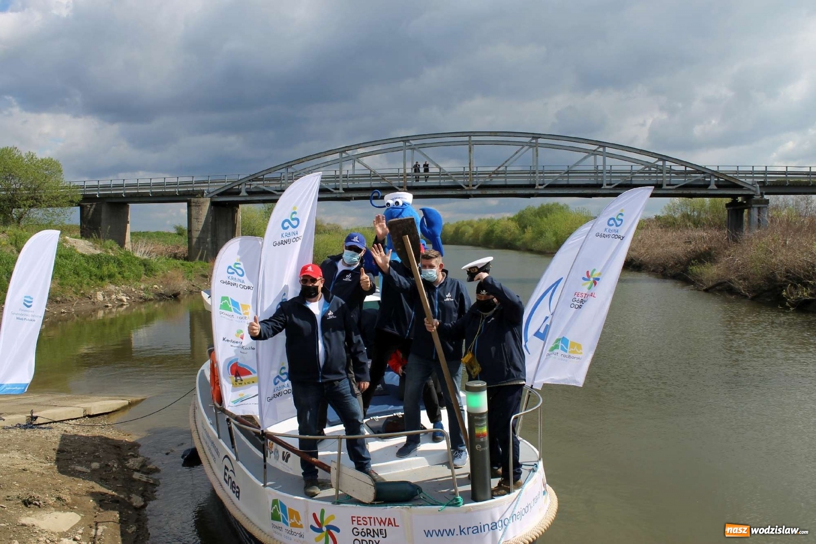 Zdjęcie w galerii na portalu naszwodzislaw.com: ECO AWF wyruszył w rejs badawczy. Promuję markę Kraina Górnej Odry wiadomości z regionu