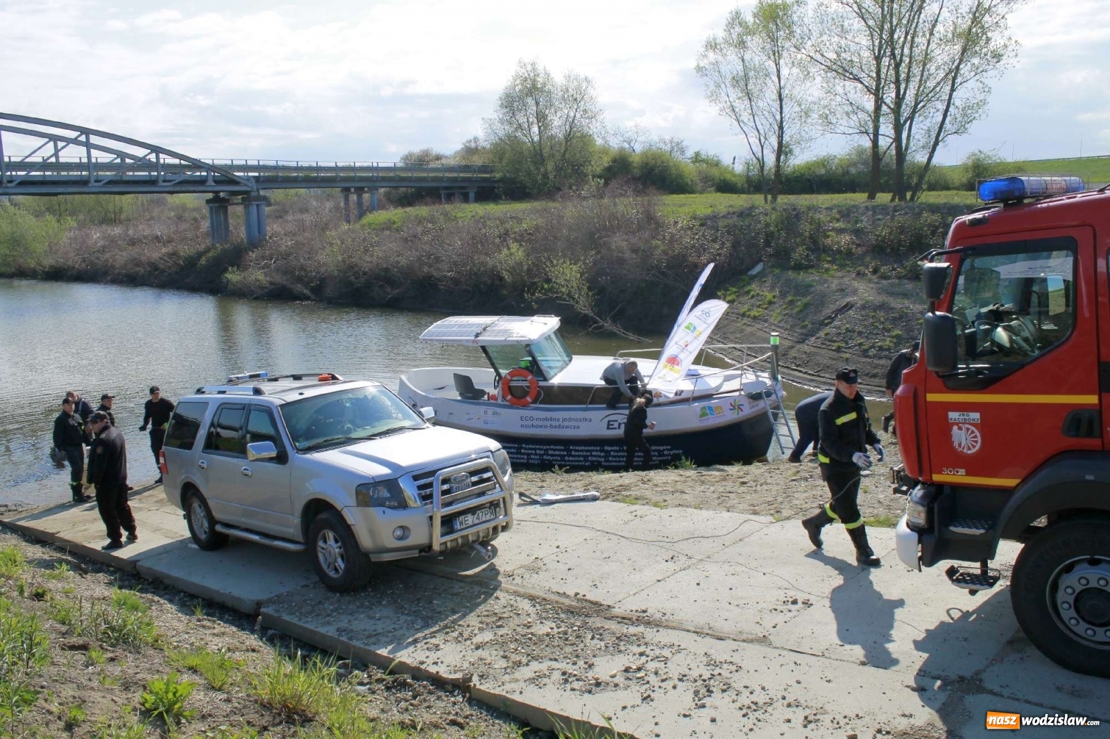 Zdjęcie w galerii na portalu naszwodzislaw.com: ECO AWF wyruszył w rejs badawczy. Promuję markę Kraina Górnej Odry wiadomości z regionu