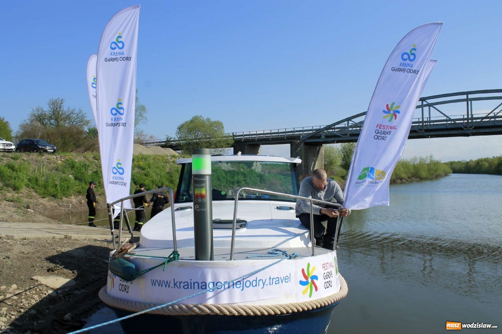 Zdjęcie w galerii na portalu naszwodzislaw.com: ECO AWF wyruszył w rejs badawczy. Promuję markę Kraina Górnej Odry wiadomości z regionu