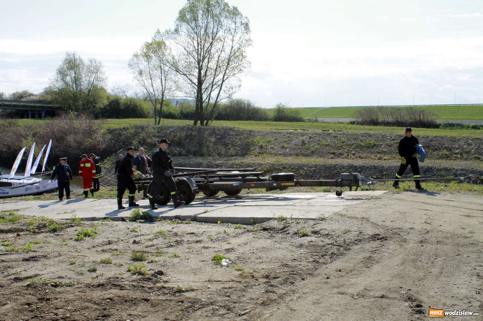 Zdjęcie w galerii na portalu naszwodzislaw.com: ECO AWF wyruszył w rejs badawczy. Promuję markę Kraina Górnej Odry wiadomości z regionu