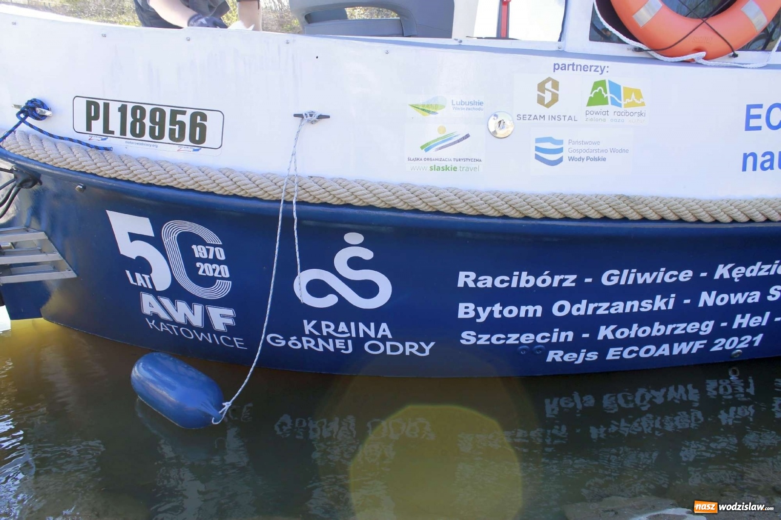 Zdjęcie w galerii na portalu naszwodzislaw.com: ECO AWF wyruszył w rejs badawczy. Promuję markę Kraina Górnej Odry wiadomości z regionu