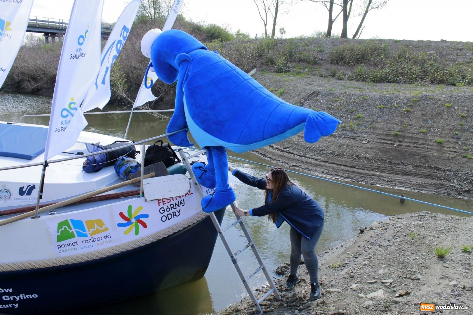 Zdjęcie w galerii na portalu naszwodzislaw.com: ECO AWF wyruszył w rejs badawczy. Promuję markę Kraina Górnej Odry wiadomości z regionu