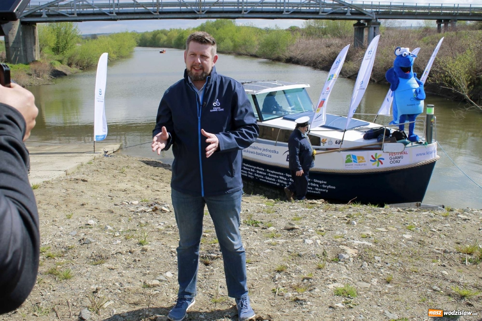 Zdjęcie w galerii na portalu naszwodzislaw.com: ECO AWF wyruszył w rejs badawczy. Promuję markę Kraina Górnej Odry wiadomości z regionu