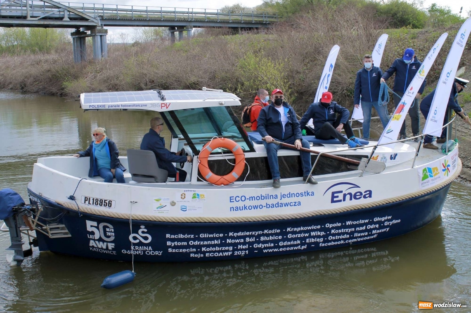 Zdjęcie w galerii na portalu naszwodzislaw.com: ECO AWF wyruszył w rejs badawczy. Promuję markę Kraina Górnej Odry wiadomości z regionu