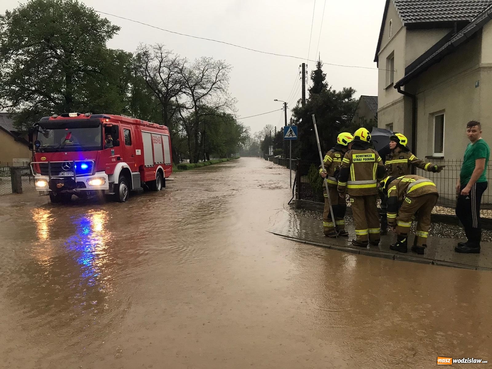 Zdjęcie w galerii na portalu naszwodzislaw.com: Ogrom zniszczeń po kolejnej nawałnicy [FOTO i WIDEO] wiadomości z regionu