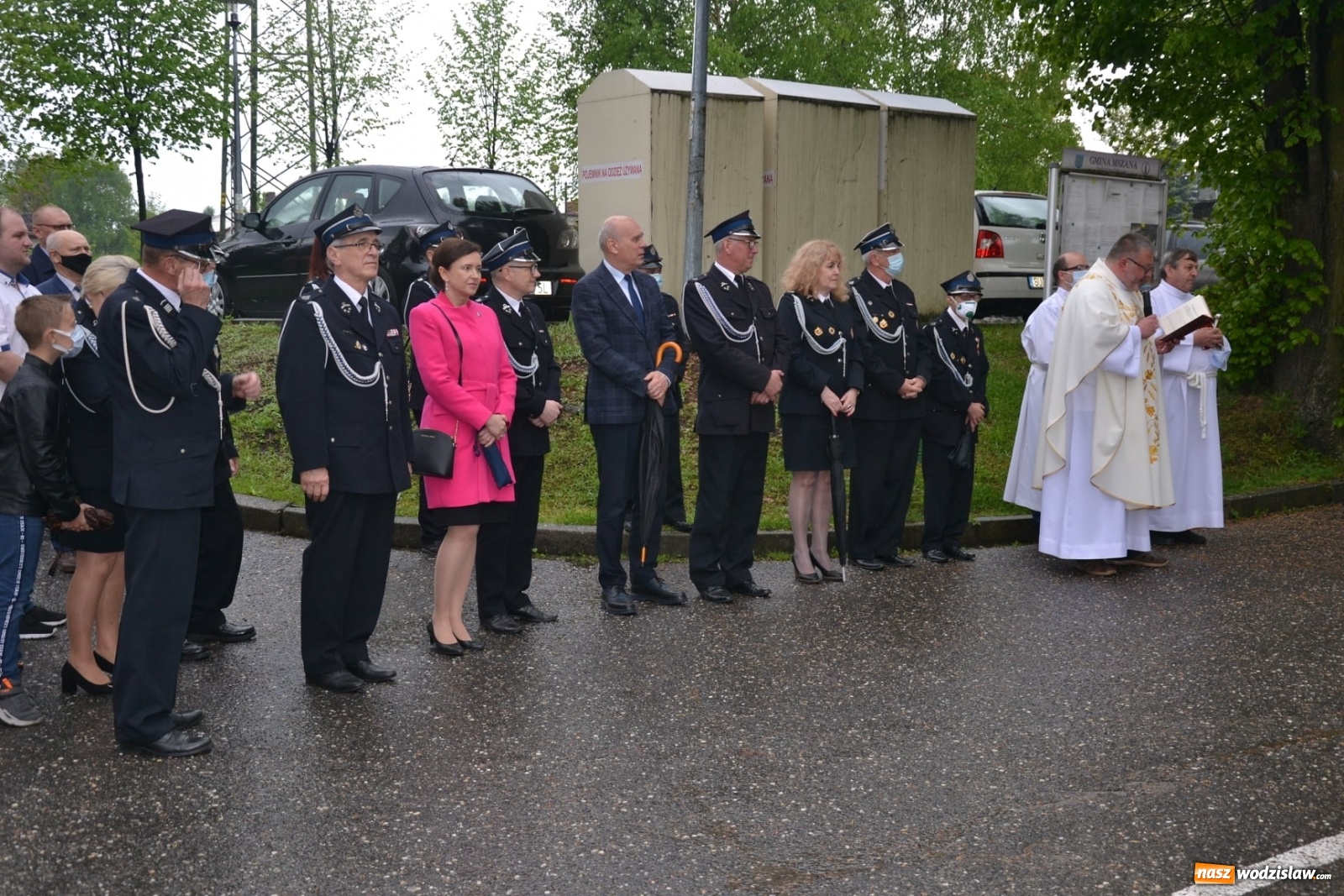 Zdjęcie w galerii na portalu naszwodzislaw.com: Ochotnicy z OSP Mszana świętowali Dzień Strażaka wiadomości z regionu