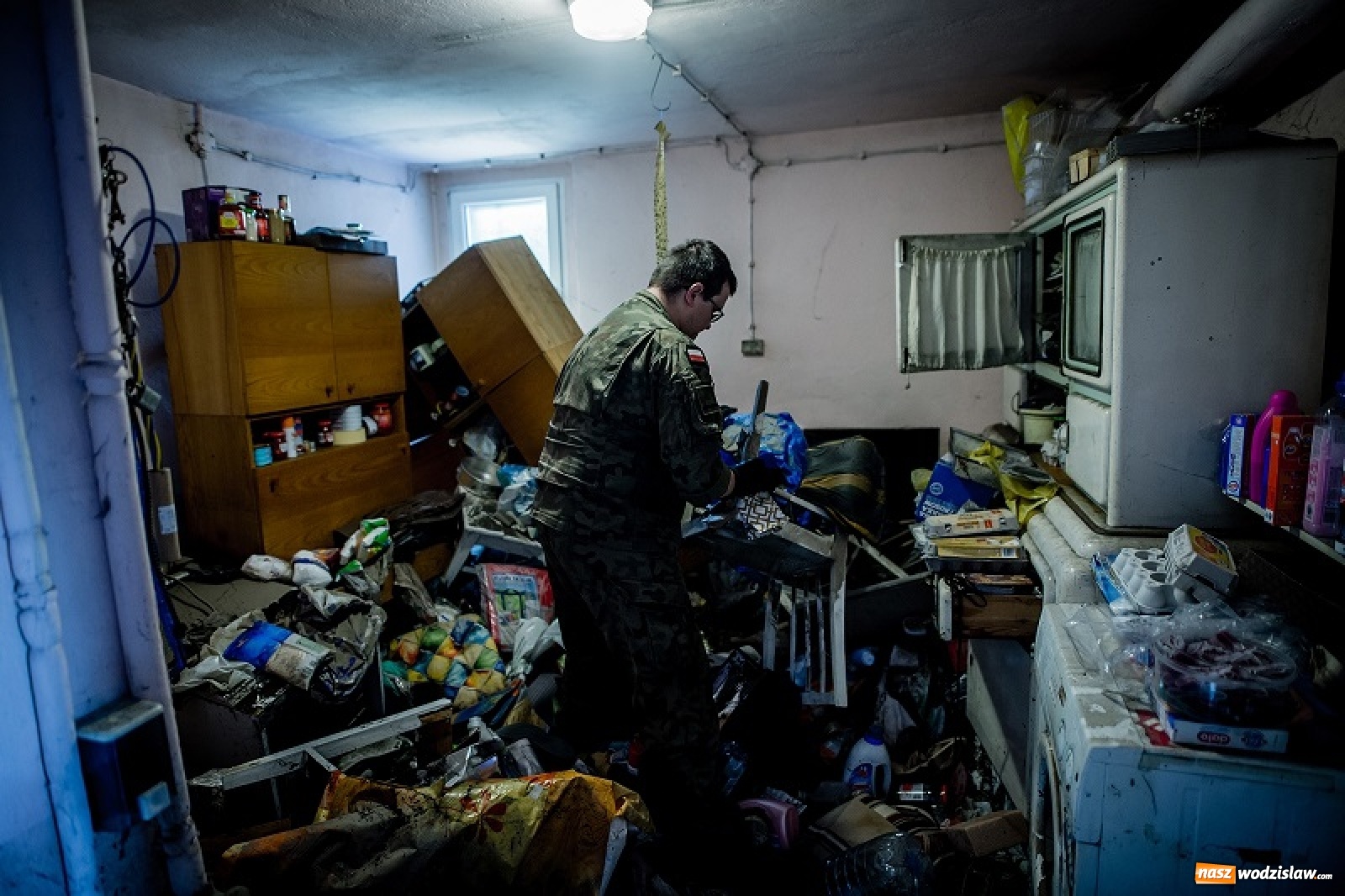 Zdjęcie w galerii na portalu naszwodzislaw.com: Śląscy terytorialsi pomagają w walce z podtopieniami w Rydułtowach [FOTO] wiadomości z regionu