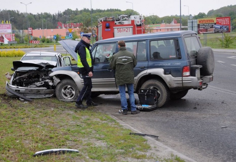 Zdjęcie w galerii na portalu naszwodzislaw.com: Ukłuł policjanta i straszył żółtaczką wiadomości z regionu