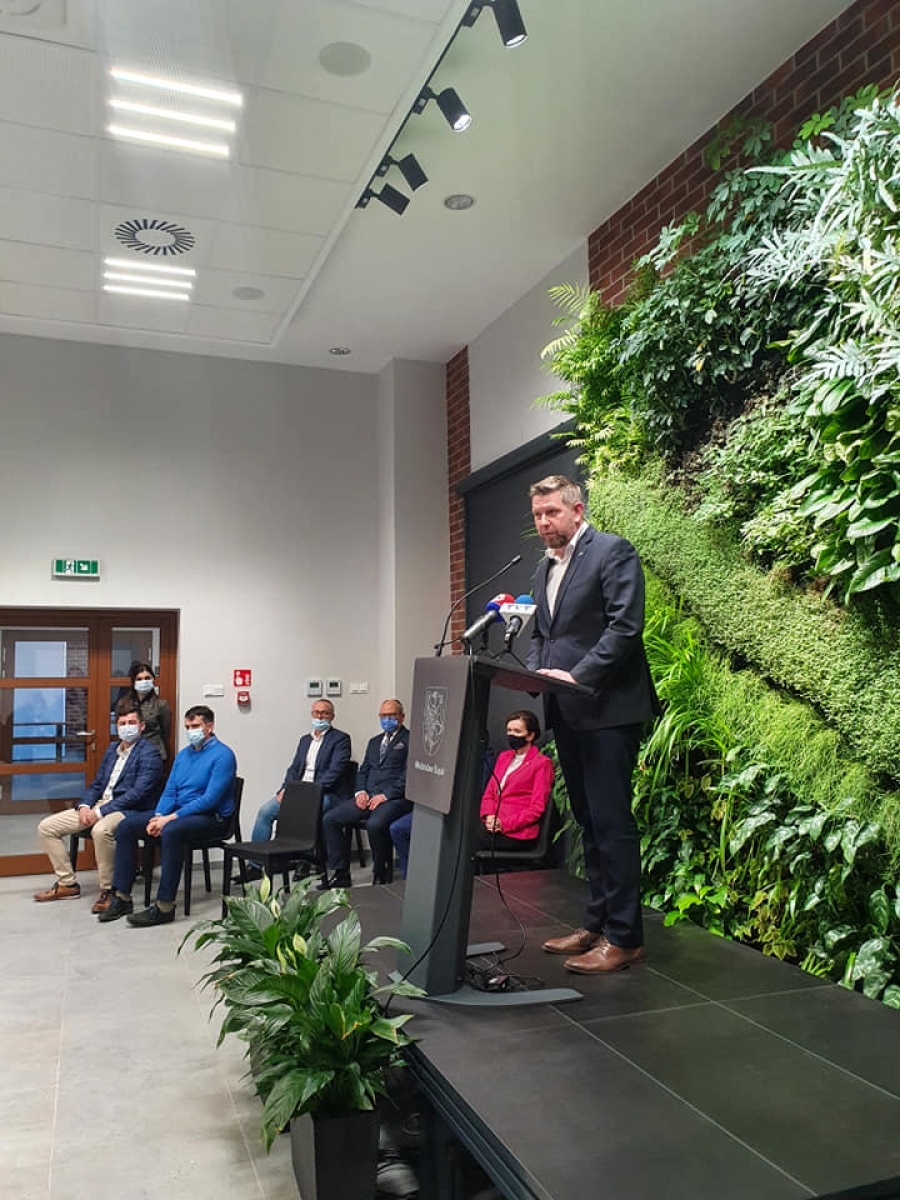 Zdjęcie w galerii na portalu naszwodzislaw.com: Rewelacyjny kwartał w Eko-Oknach. Spółka inwestuje w Wodzisławiu Śląskim [WIDEO] wiadomości z regionu