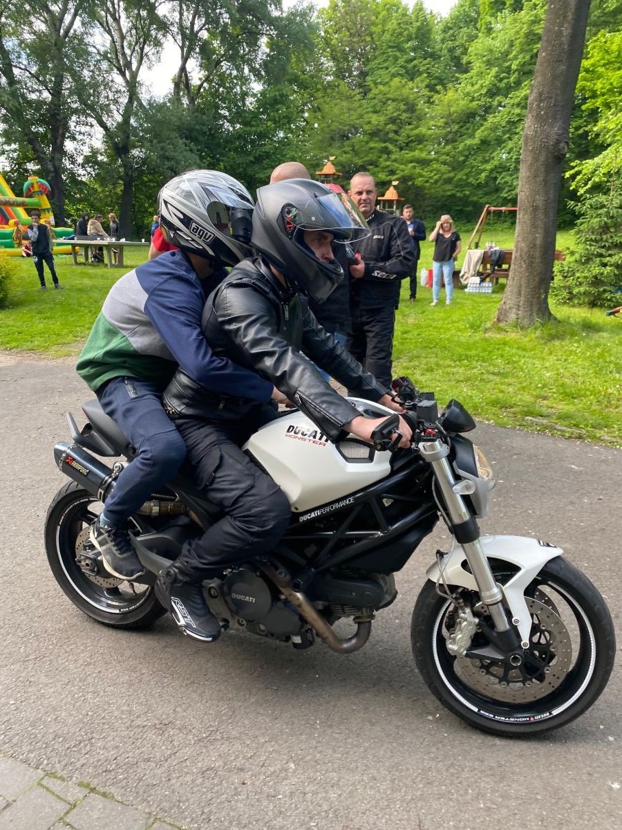 Zdjęcie w galerii na portalu naszwodzislaw.com: Moc atrakcji na Dzień Dziecka w powiatowych placówkach wiadomości z regionu