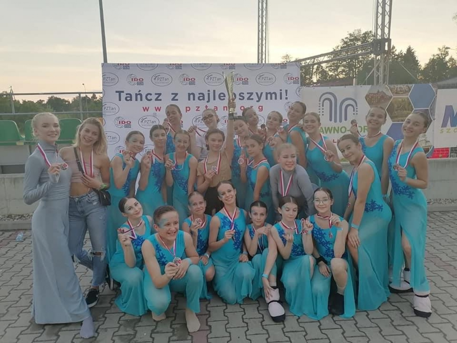 Zdjęcie w galerii na portalu naszwodzislaw.com: Miraż wrócił z medalami z Mistrzostw Polski w show i jazz dance wiadomości z regionu