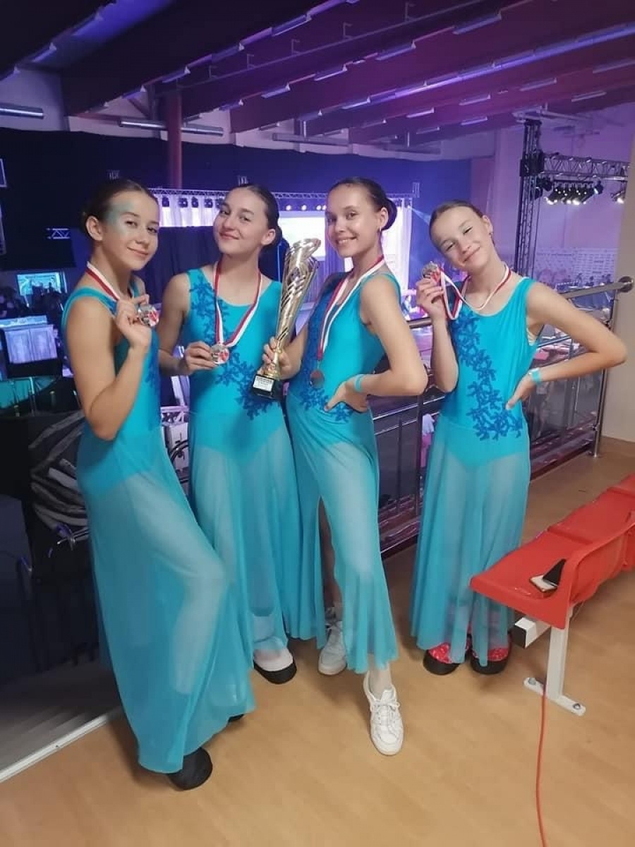 Zdjęcie w galerii na portalu naszwodzislaw.com: Miraż wrócił z medalami z Mistrzostw Polski w show i jazz dance wiadomości z regionu