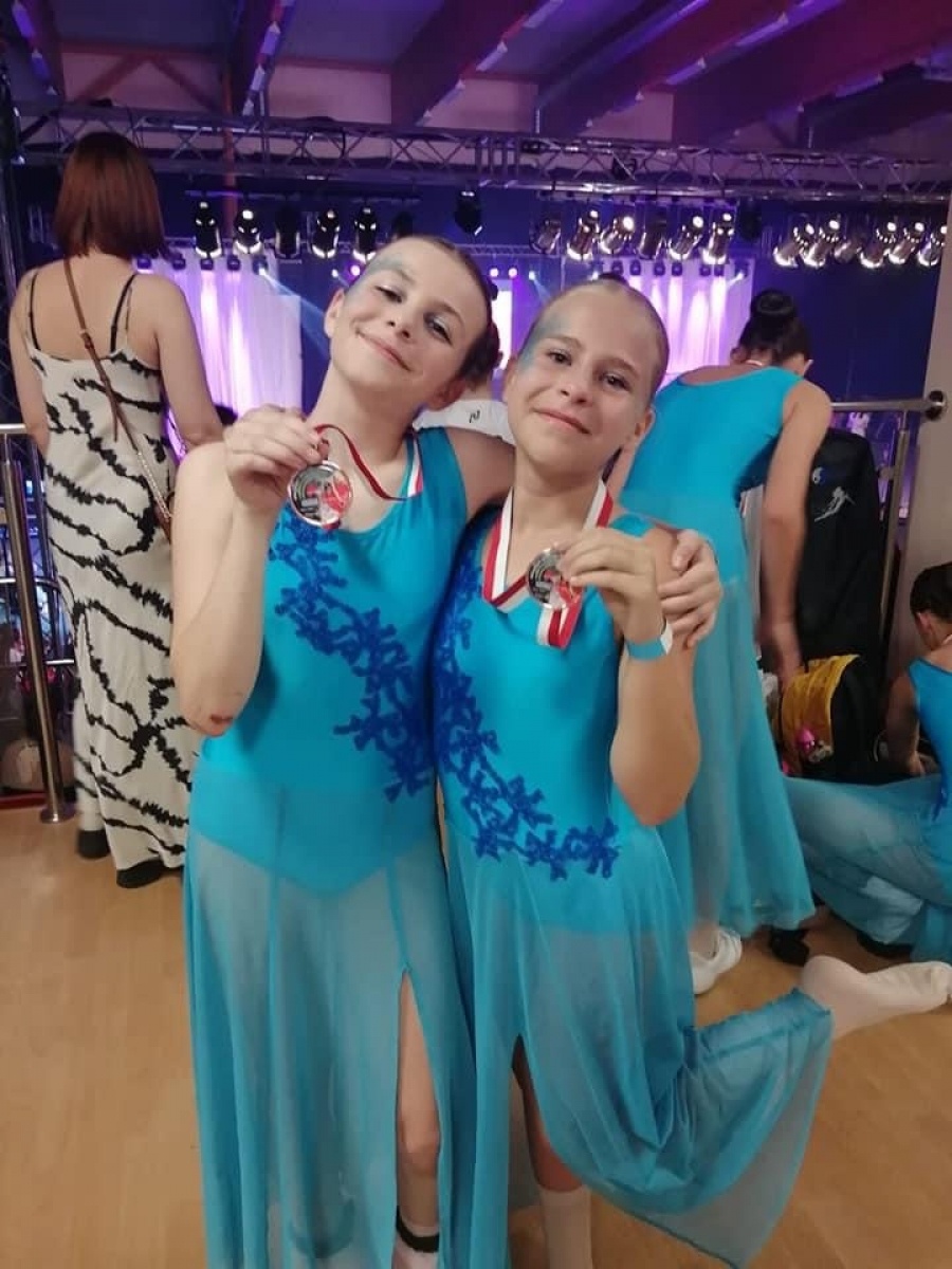 Zdjęcie w galerii na portalu naszwodzislaw.com: Miraż wrócił z medalami z Mistrzostw Polski w show i jazz dance wiadomości z regionu