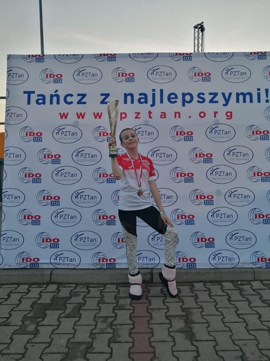 Zdjęcie w galerii na portalu naszwodzislaw.com: Miraż wrócił z medalami z Mistrzostw Polski w show i jazz dance wiadomości z regionu