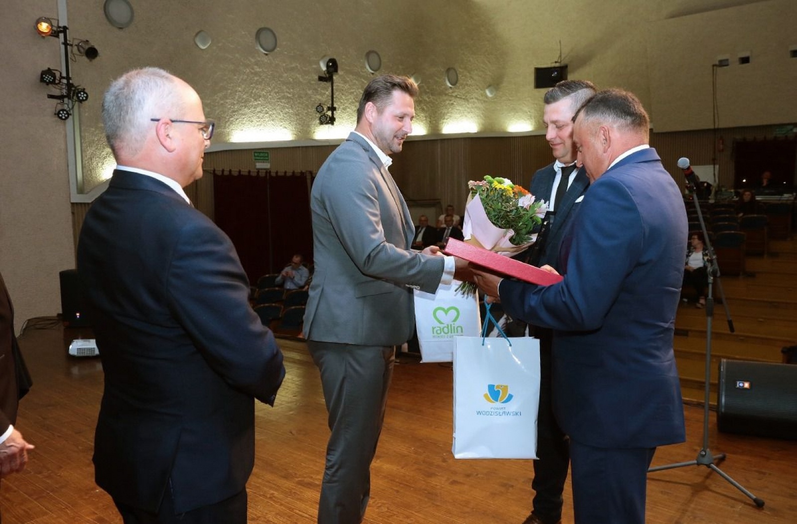 Zdjęcie w galerii na portalu naszwodzislaw.com: Poznaliśmy Powiatowych Liderów Przedsiębiorczości wiadomości z regionu