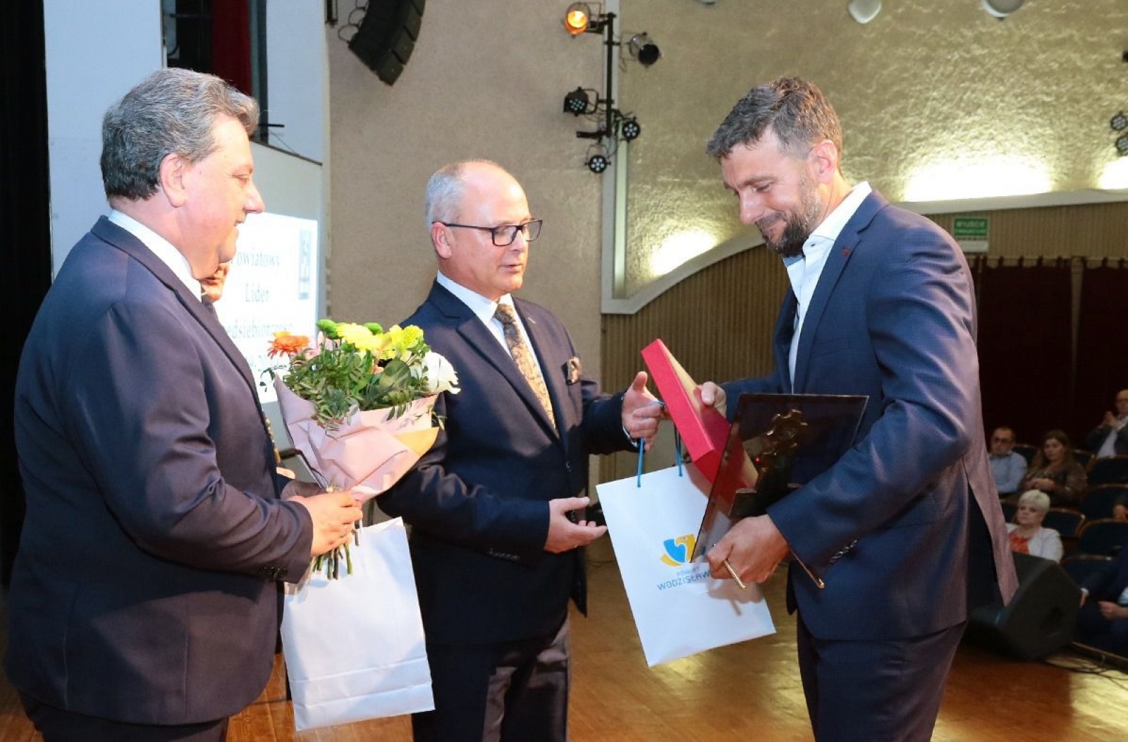 Zdjęcie w galerii na portalu naszwodzislaw.com: Poznaliśmy Powiatowych Liderów Przedsiębiorczości wiadomości z regionu