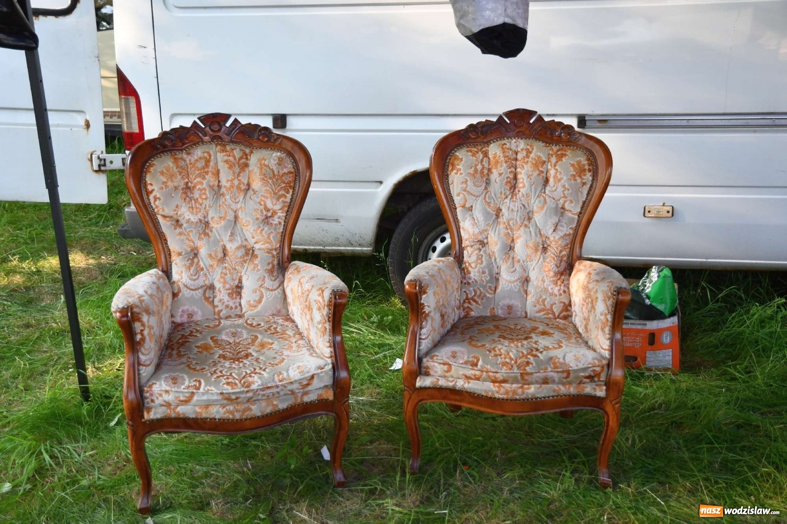 Zdjęcie w galerii na portalu naszwodzislaw.com: Jarmark w Chałupkach. Sprzedający nie zawiedli [WIDEO] wiadomości z regionu