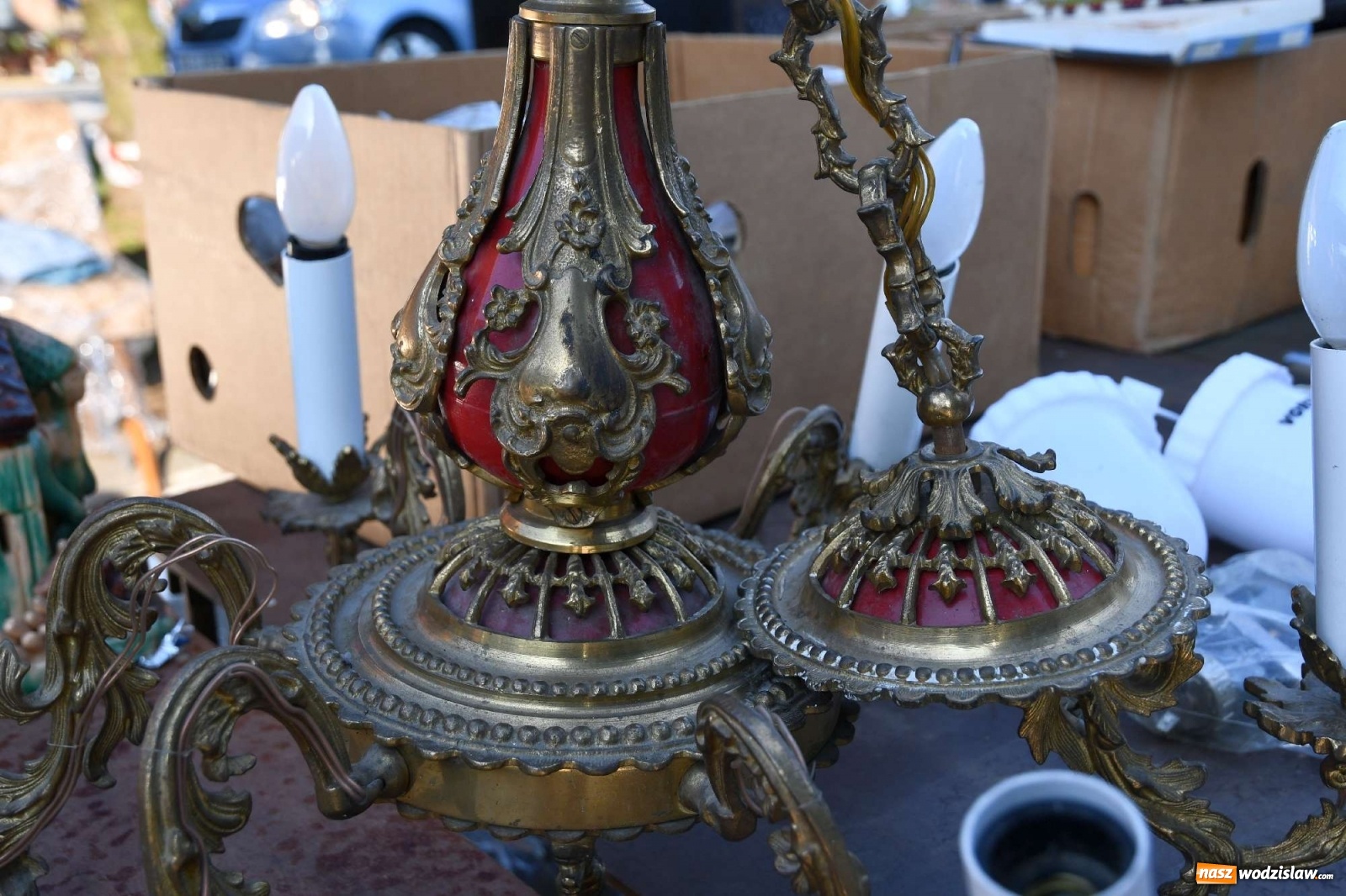 Zdjęcie w galerii na portalu naszwodzislaw.com: Jarmark w Chałupkach. Sprzedający nie zawiedli [WIDEO] wiadomości z regionu