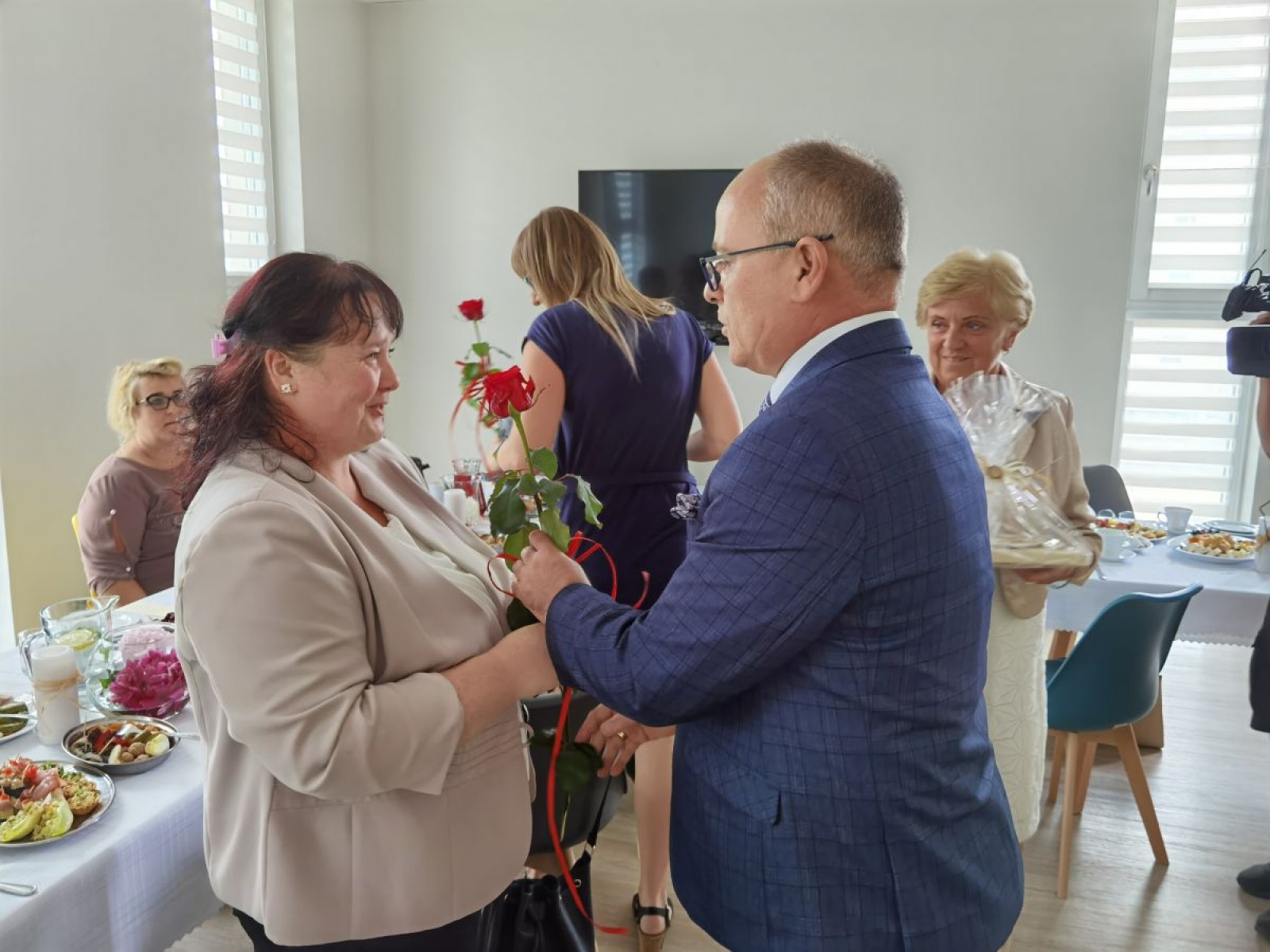 Zdjęcie w galerii na portalu naszwodzislaw.com: Z rodzinami zastępczymi o ich problemach wiadomości z regionu