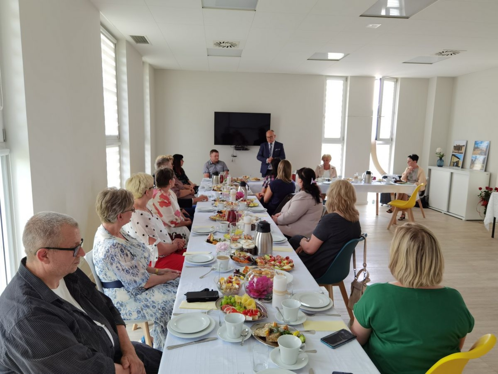 Zdjęcie w galerii na portalu naszwodzislaw.com: Z rodzinami zastępczymi o ich problemach wiadomości z regionu