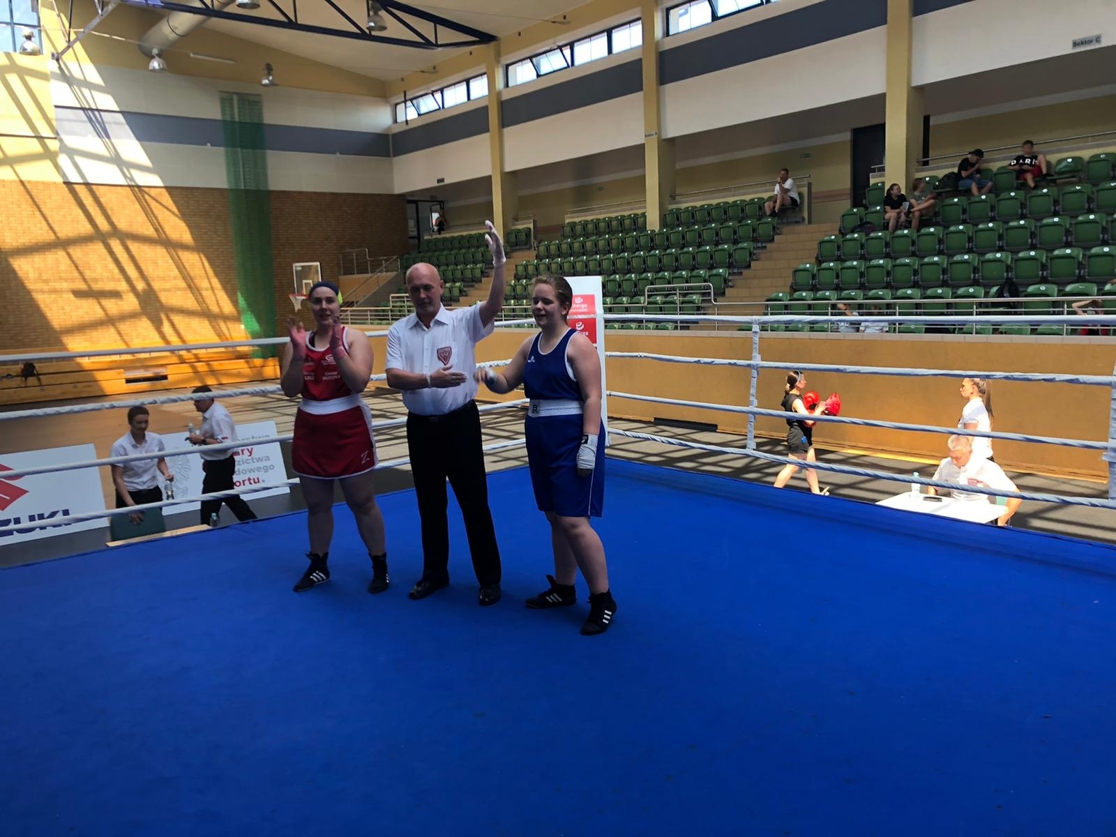 Zdjęcie w galerii na portalu naszwodzislaw.com: Zawodniczka KSW Boxing Odra Wodzisław Śląski medalistką Mistrzostw Polski Juniorek wiadomości z regionu