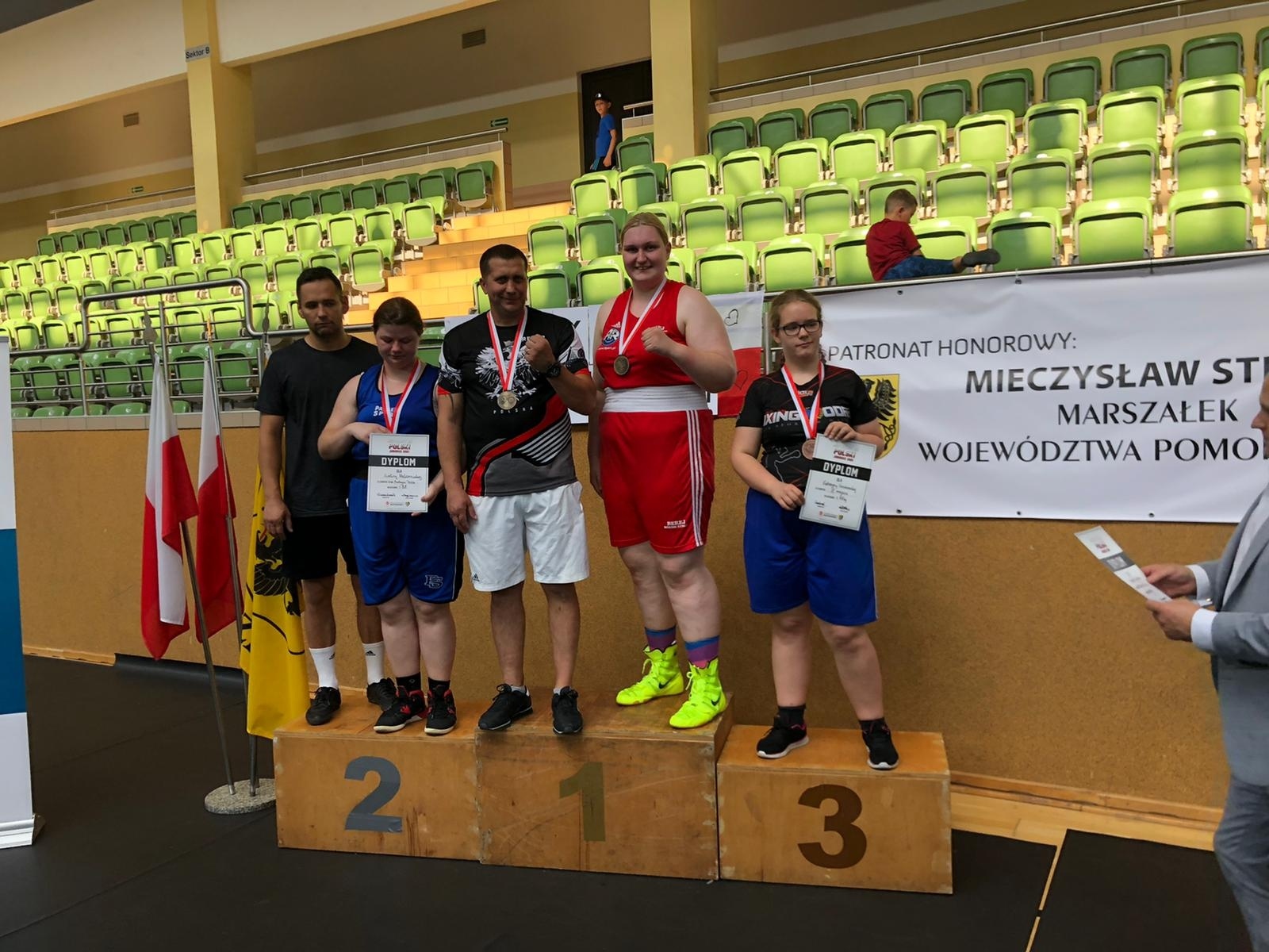 Zdjęcie w galerii na portalu naszwodzislaw.com: Zawodniczka KSW Boxing Odra Wodzisław Śląski medalistką Mistrzostw Polski Juniorek wiadomości z regionu