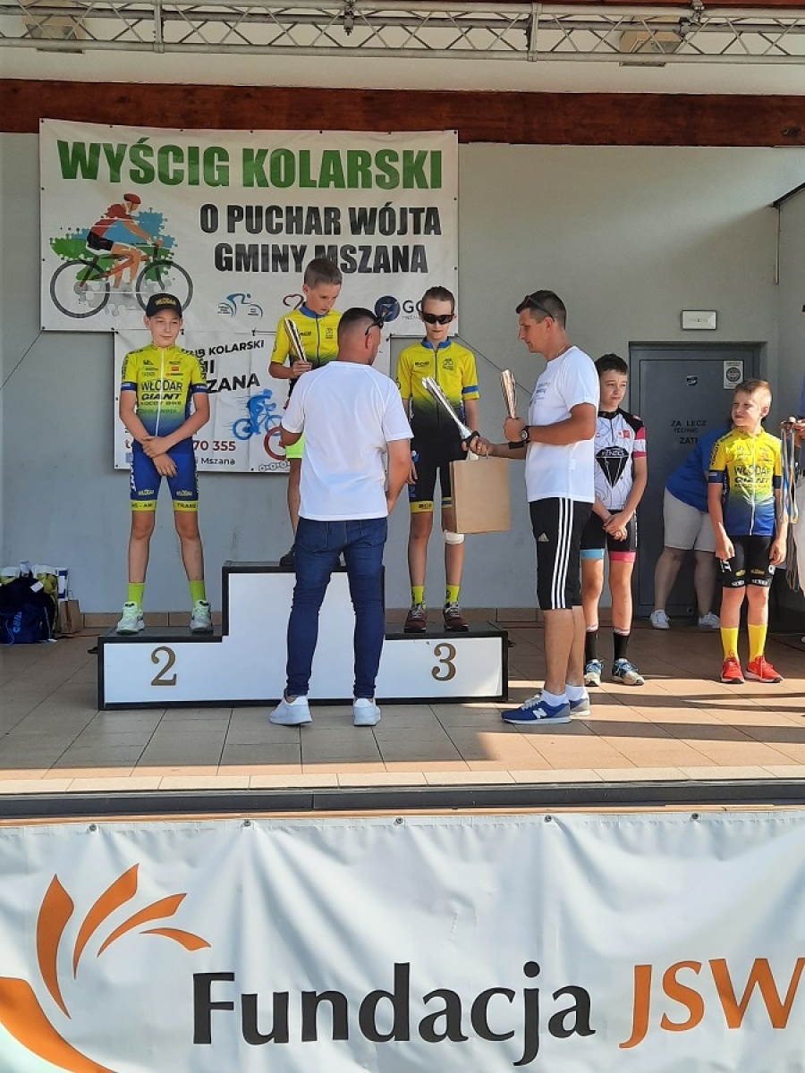 Zdjęcie w galerii na portalu naszwodzislaw.com: Kolarski weekend w Gminie Mszana wiadomości z regionu