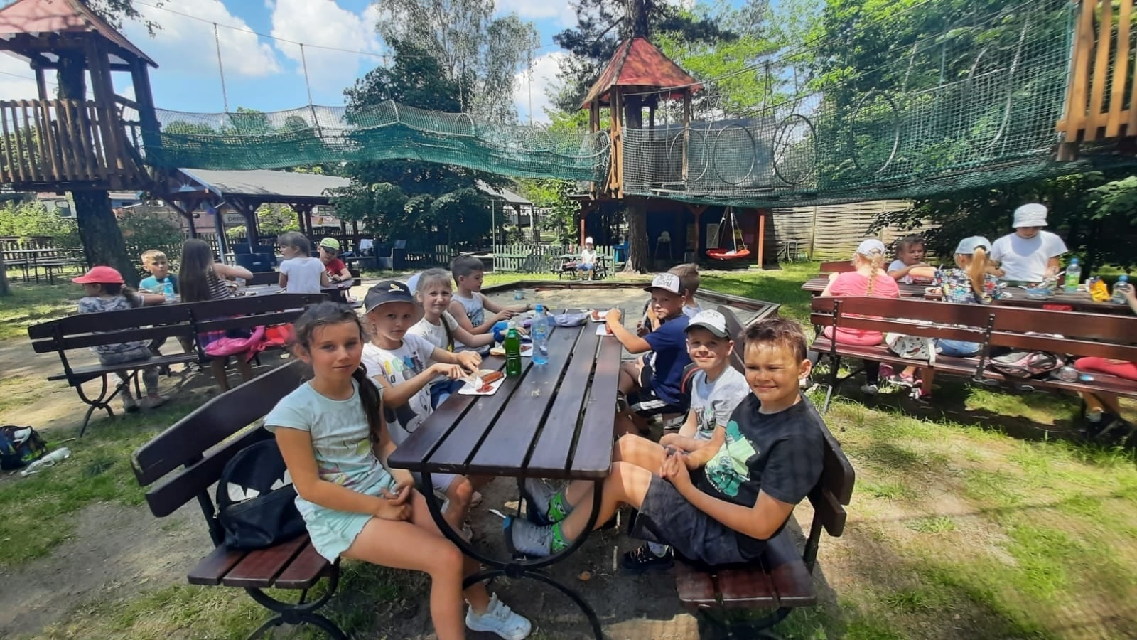 Zdjęcie w galerii na portalu naszwodzislaw.com: Nie mam doła, pomagała mi szkoła [FOTO] wiadomości z regionu