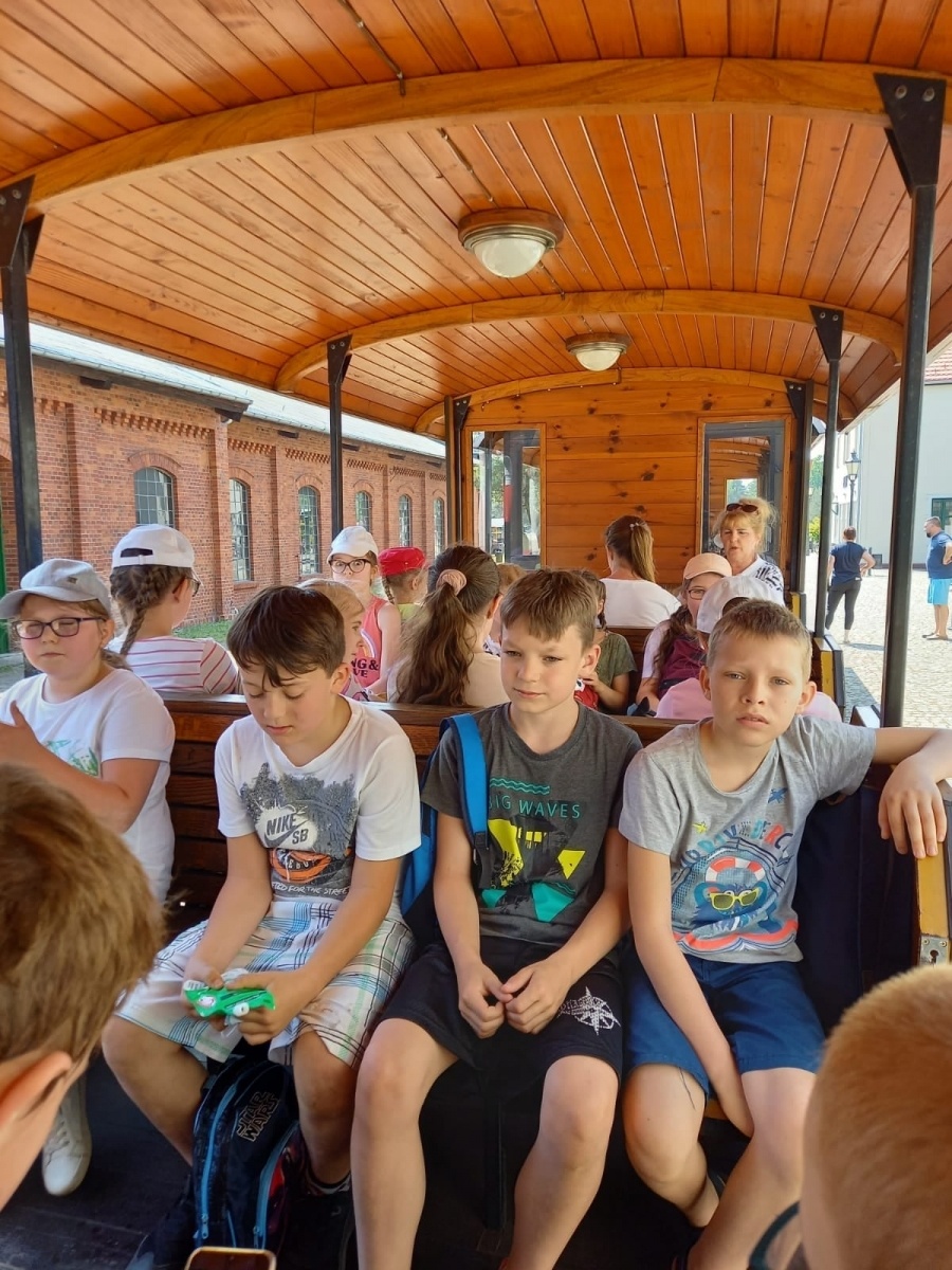 Zdjęcie w galerii na portalu naszwodzislaw.com: Nie mam doła, pomagała mi szkoła [FOTO] wiadomości z regionu