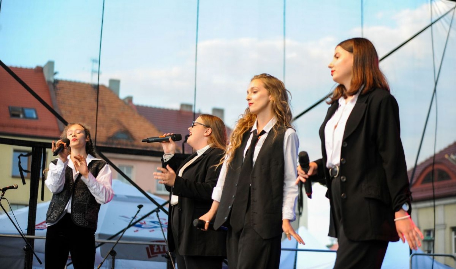 Zdjęcie w galerii na portalu naszwodzislaw.com: Za nami dwa dni festiwalowej zabawy! [FOTO] wiadomości z regionu