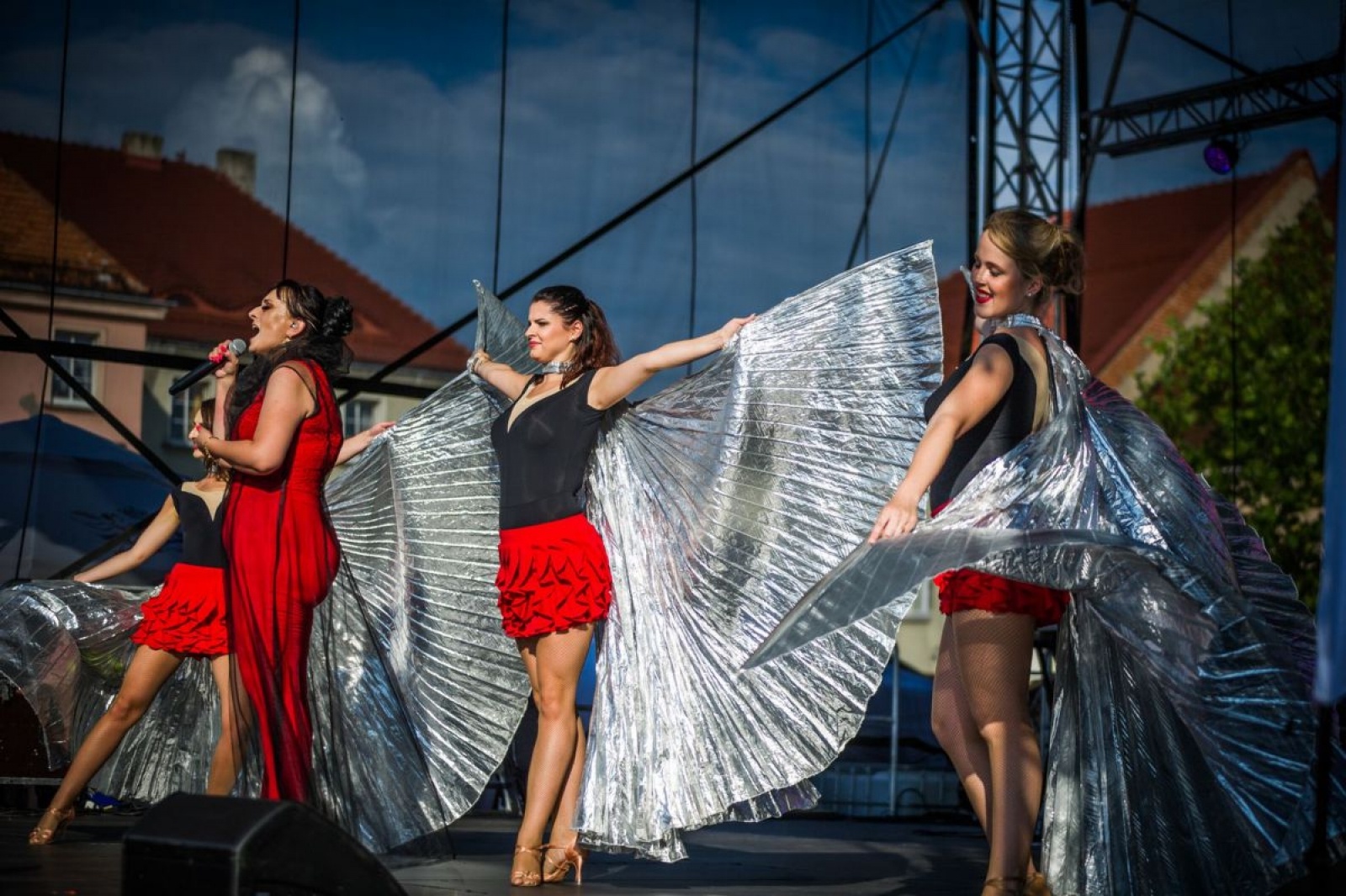 Zdjęcie w galerii na portalu naszwodzislaw.com: Za nami dwa dni festiwalowej zabawy! [FOTO] wiadomości z regionu