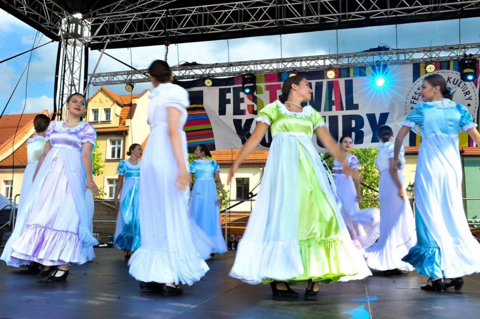 Zdjęcie w galerii na portalu naszwodzislaw.com: Za nami dwa dni festiwalowej zabawy! [FOTO] wiadomości z regionu