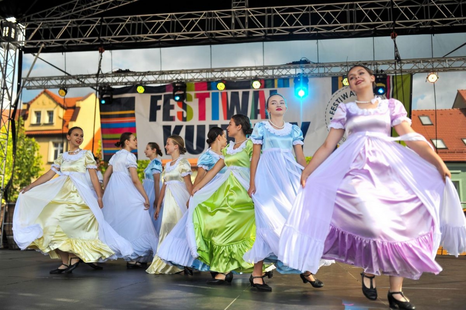 Zdjęcie w galerii na portalu naszwodzislaw.com: Za nami dwa dni festiwalowej zabawy! [FOTO] wiadomości z regionu
