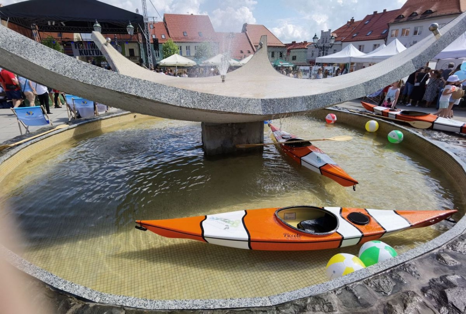 Zdjęcie w galerii na portalu naszwodzislaw.com: Za nami dwa dni festiwalowej zabawy! [FOTO] wiadomości z regionu