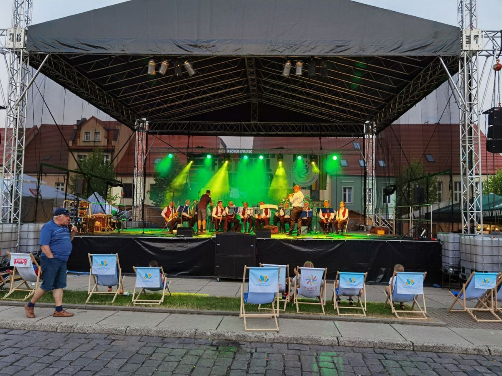 Zdjęcie w galerii na portalu naszwodzislaw.com: Za nami dwa dni festiwalowej zabawy! [FOTO] wiadomości z regionu