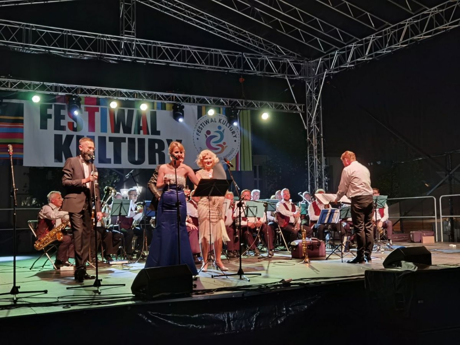 Zdjęcie w galerii na portalu naszwodzislaw.com: Za nami dwa dni festiwalowej zabawy! [FOTO] wiadomości z regionu