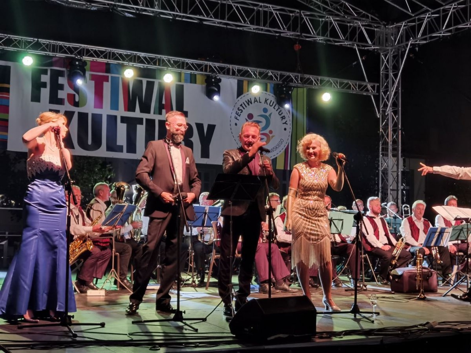 Zdjęcie w galerii na portalu naszwodzislaw.com: Za nami dwa dni festiwalowej zabawy! [FOTO] wiadomości z regionu